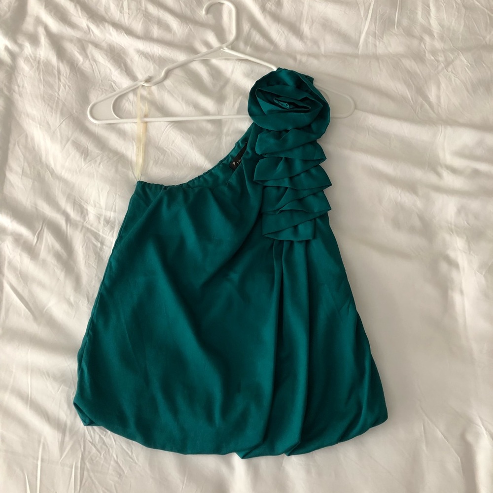 One Shoulder Top